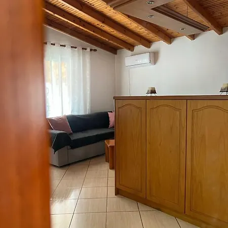 Alex Apartment Sarandë