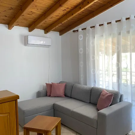 Alex Apartment Sarandë