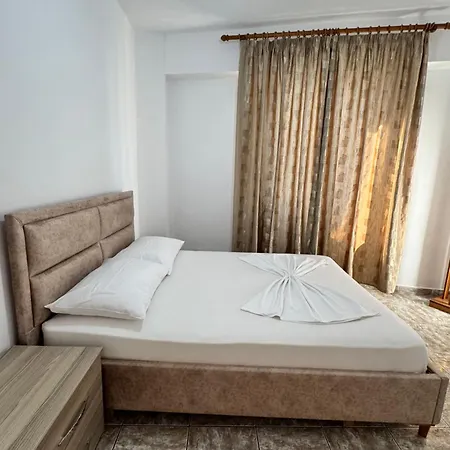 Alex Apartment Sarandë